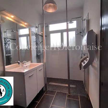 بيت للعطل La Maison Noemie *