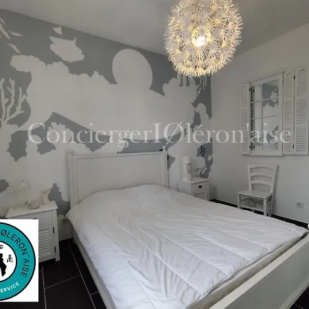 La Maison Noemie بيت للعطل *